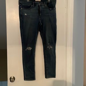 Levi Jeans 311 Shaping Skinny 33